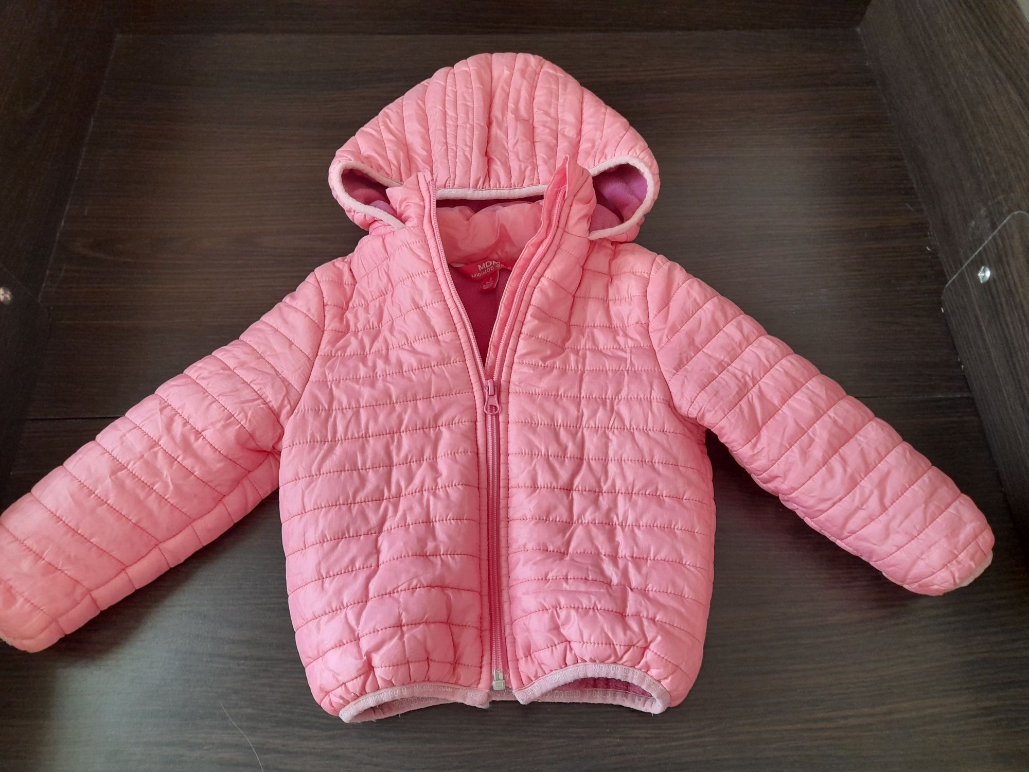 Куртка на девочку 3, 4 года. Розовая, осень. Турция.
