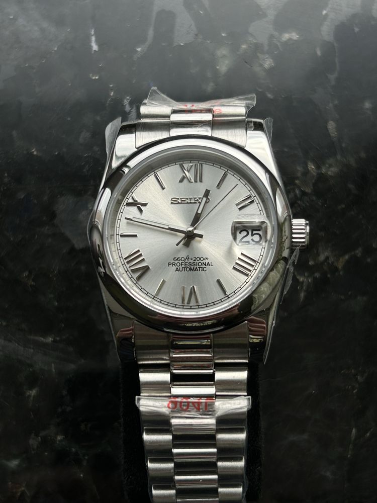 Годинник SEIKO Date just