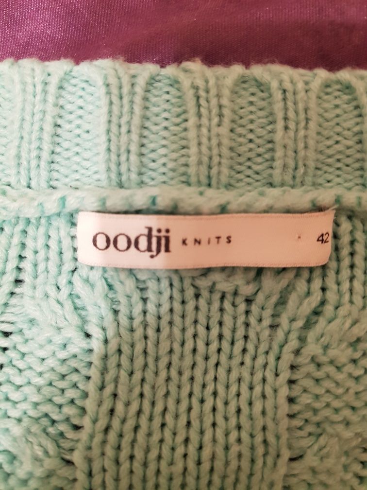 Жіночий светр Oodji Knits