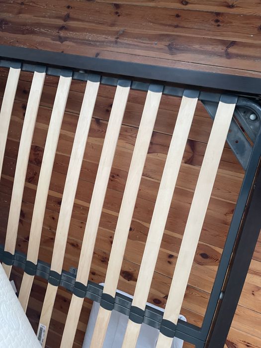 Lóżko materac 180x200 tempur i drewno