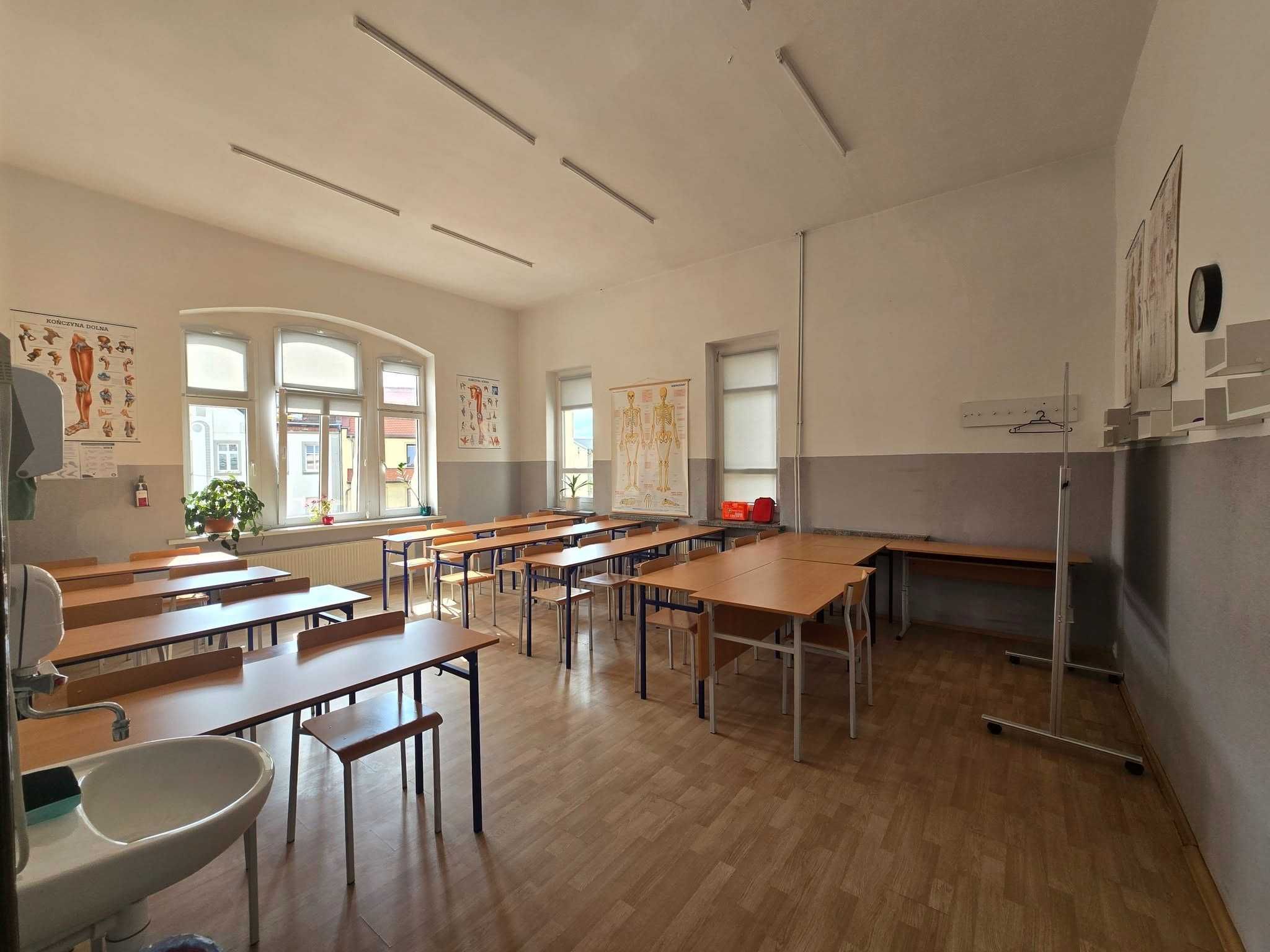 Wynajem sal dydaktycznych