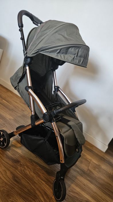Leclerc Baby Influencer - lekki wózek spacerowy