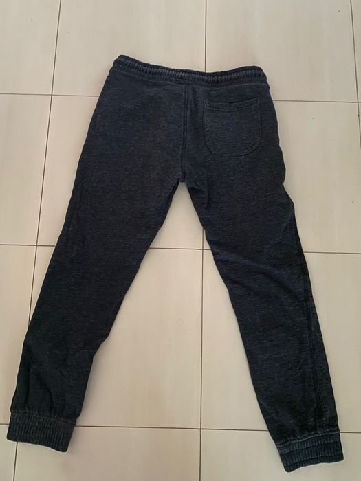 Dzieciece spodnie dresowe: C&A 146