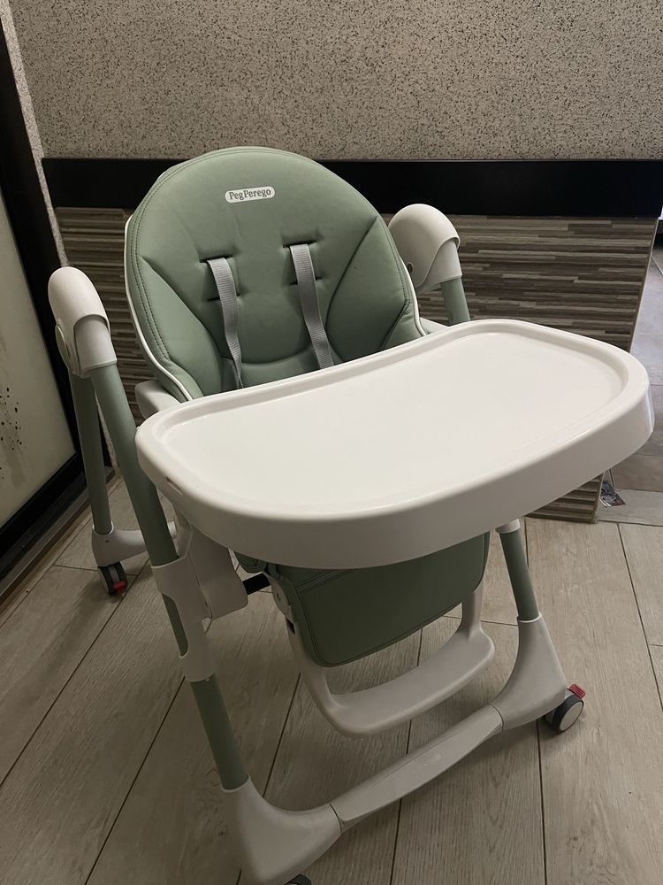 Стульчик для кормления Peg-Perego Prima Pappa Follow Me Мятный