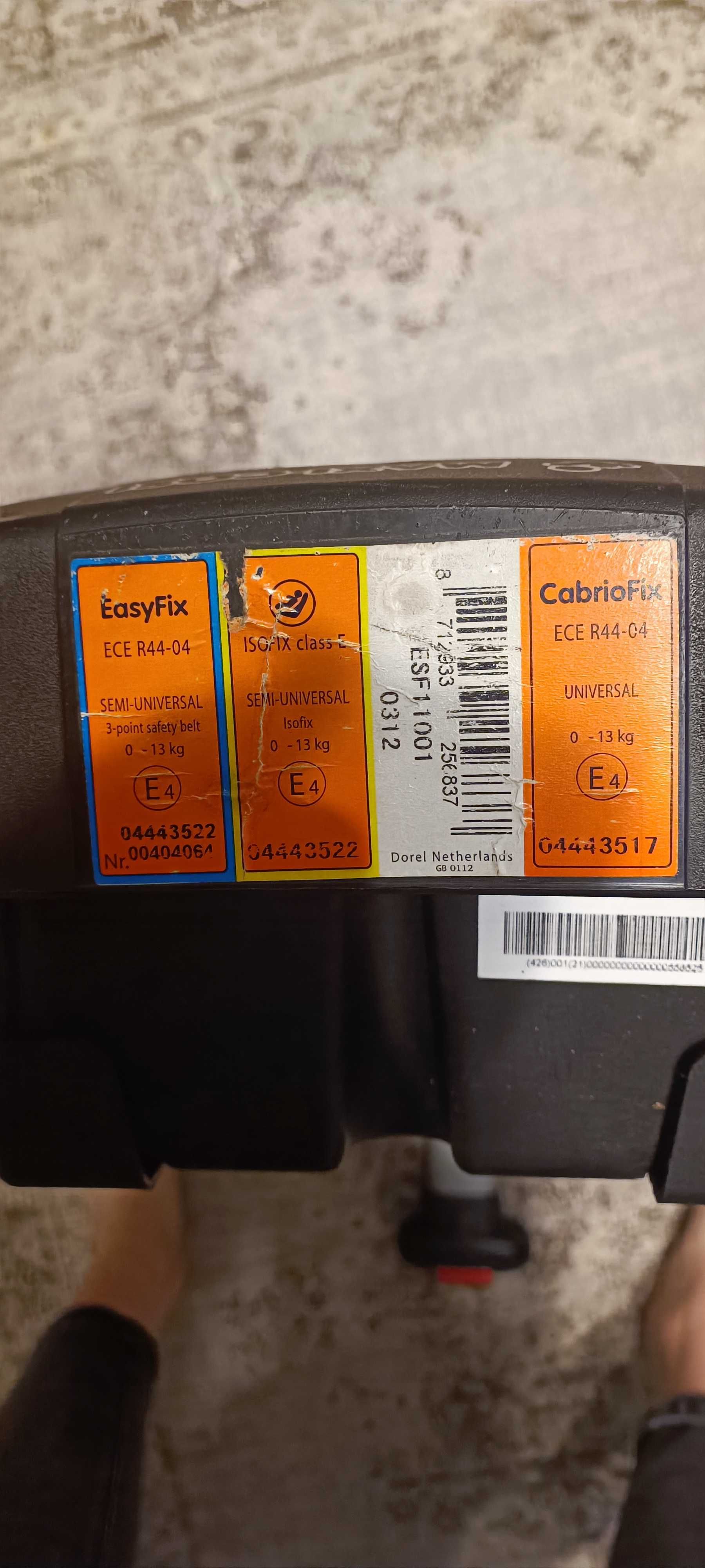Nosidełko, fotelik Maxi-Cosi z bazą isofix (EasyFix)