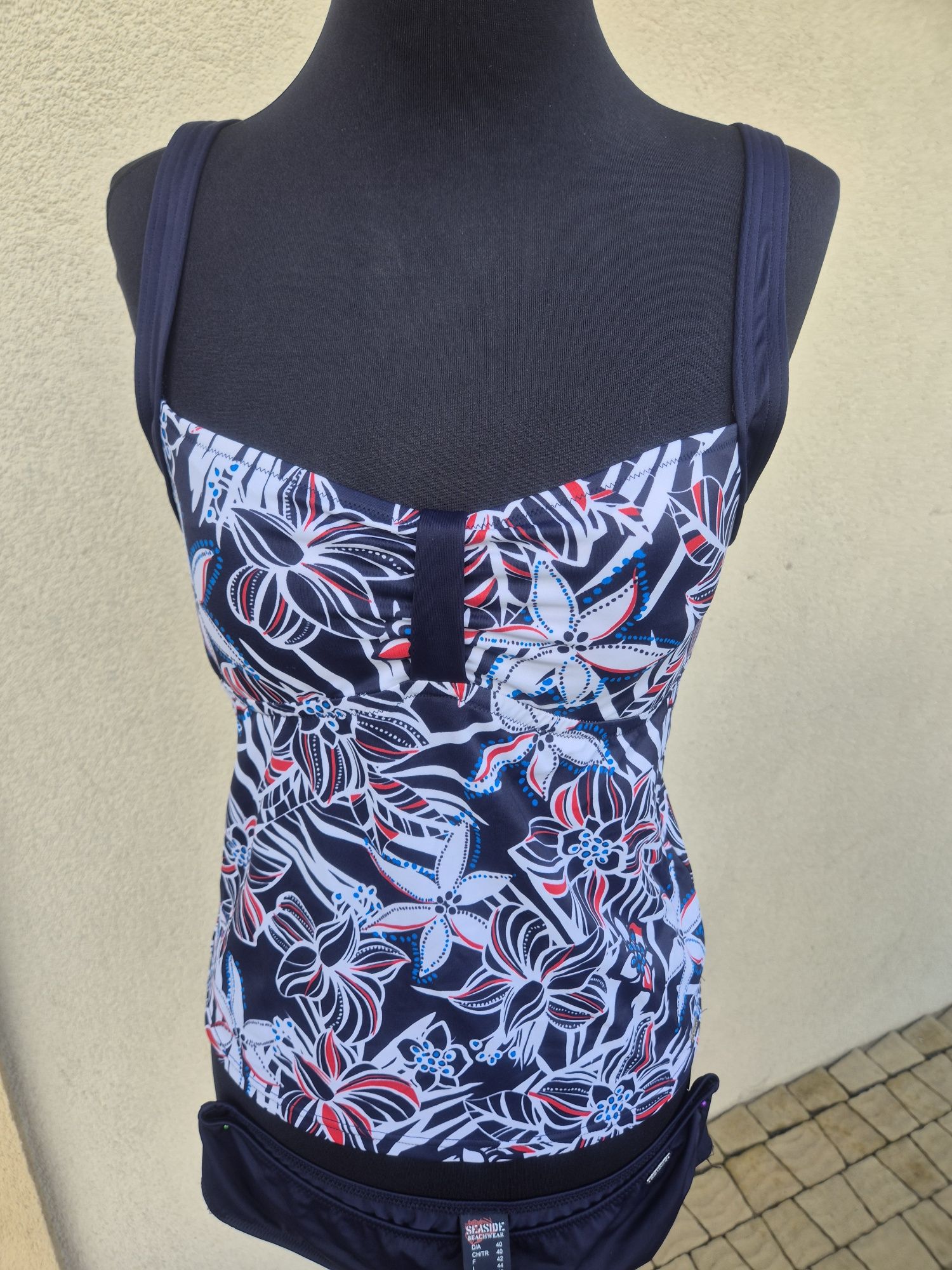 Tankini dwuczęściowy marki Tchibo