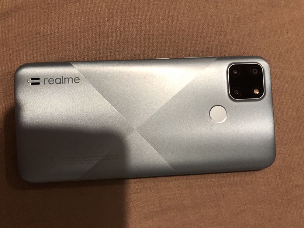 Zadbany smartfon Realme C21-Y
