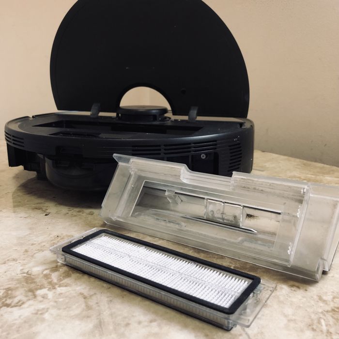 Запчастини та ремонт роботів пилесосів Xiaomi, Ecovacs, Samsung