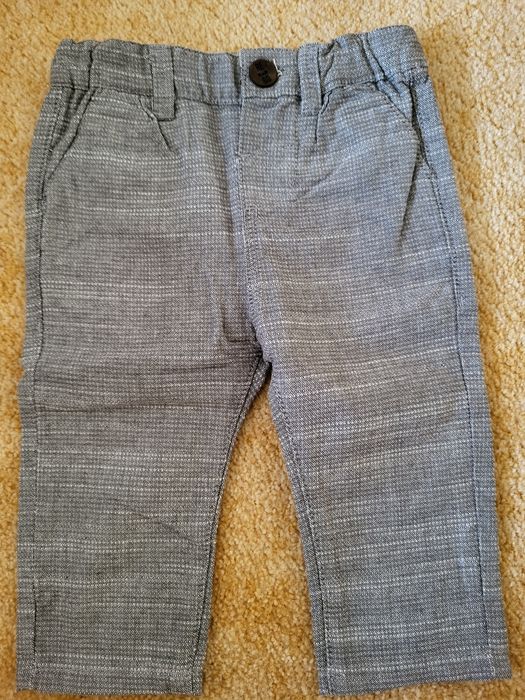 Nowe spodnie Chino Reserved 68, regulacja