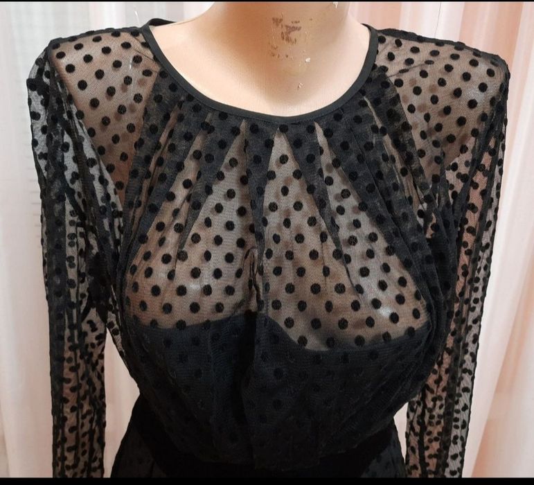 Сукня в сіточку, чорне.