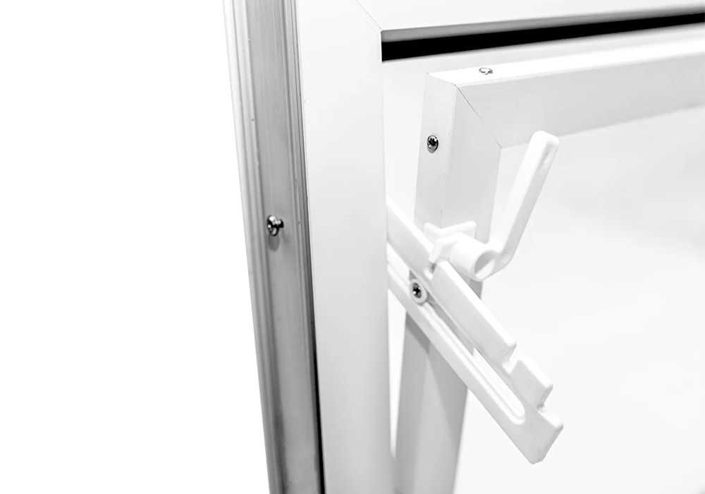 Okno gospodarcze PCV STANDARD Białe 500 x 400 mm do piwnicy NA WYMIAR