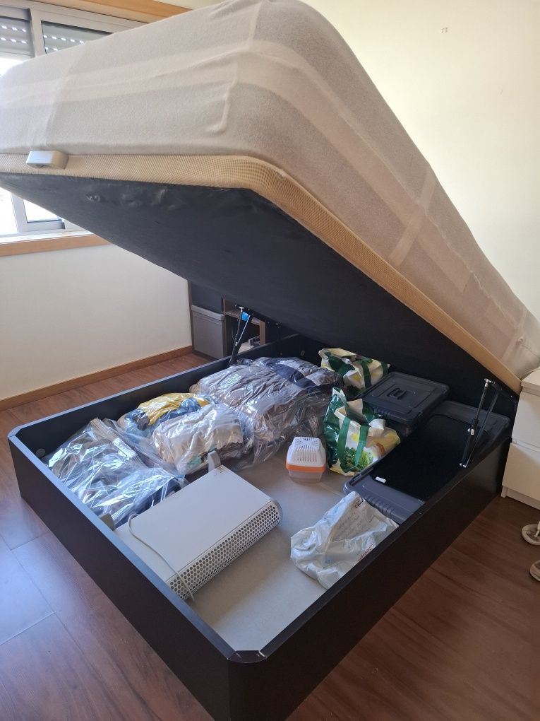 Cama baú e colchão