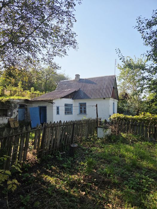 Продаж ділянки 14 сот з будинком 35 м² в Станишівці