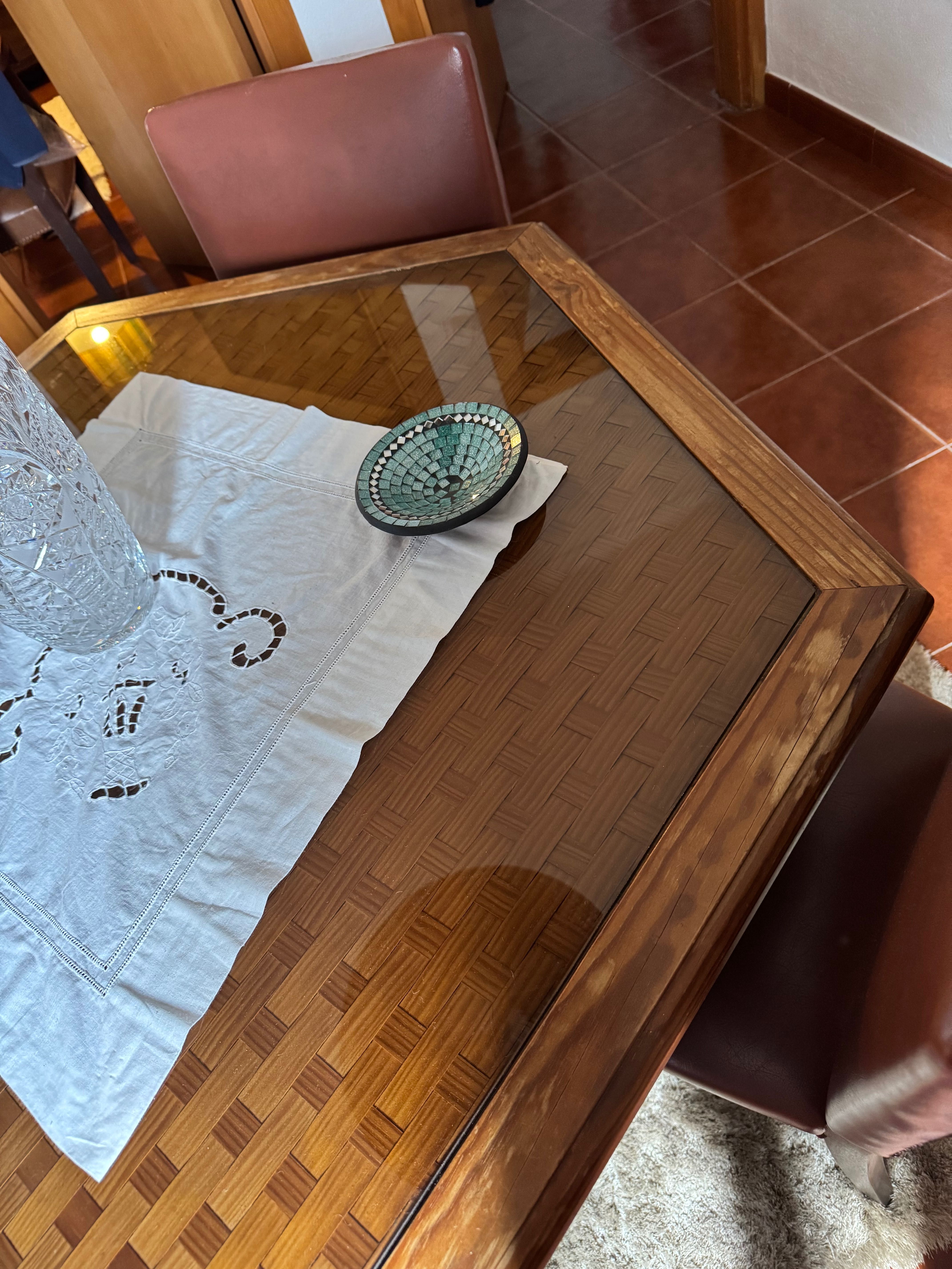 Mesa de sala de estar