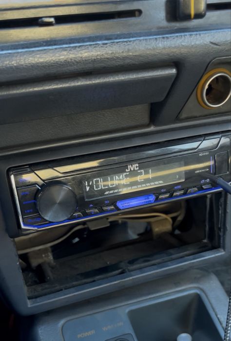 Магнитола JVC KD-X151