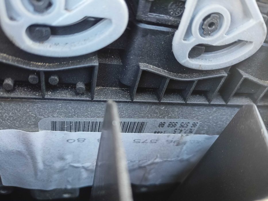 sterownik komputer silnika 965.759.5880 Citroen C4 1.6 16V