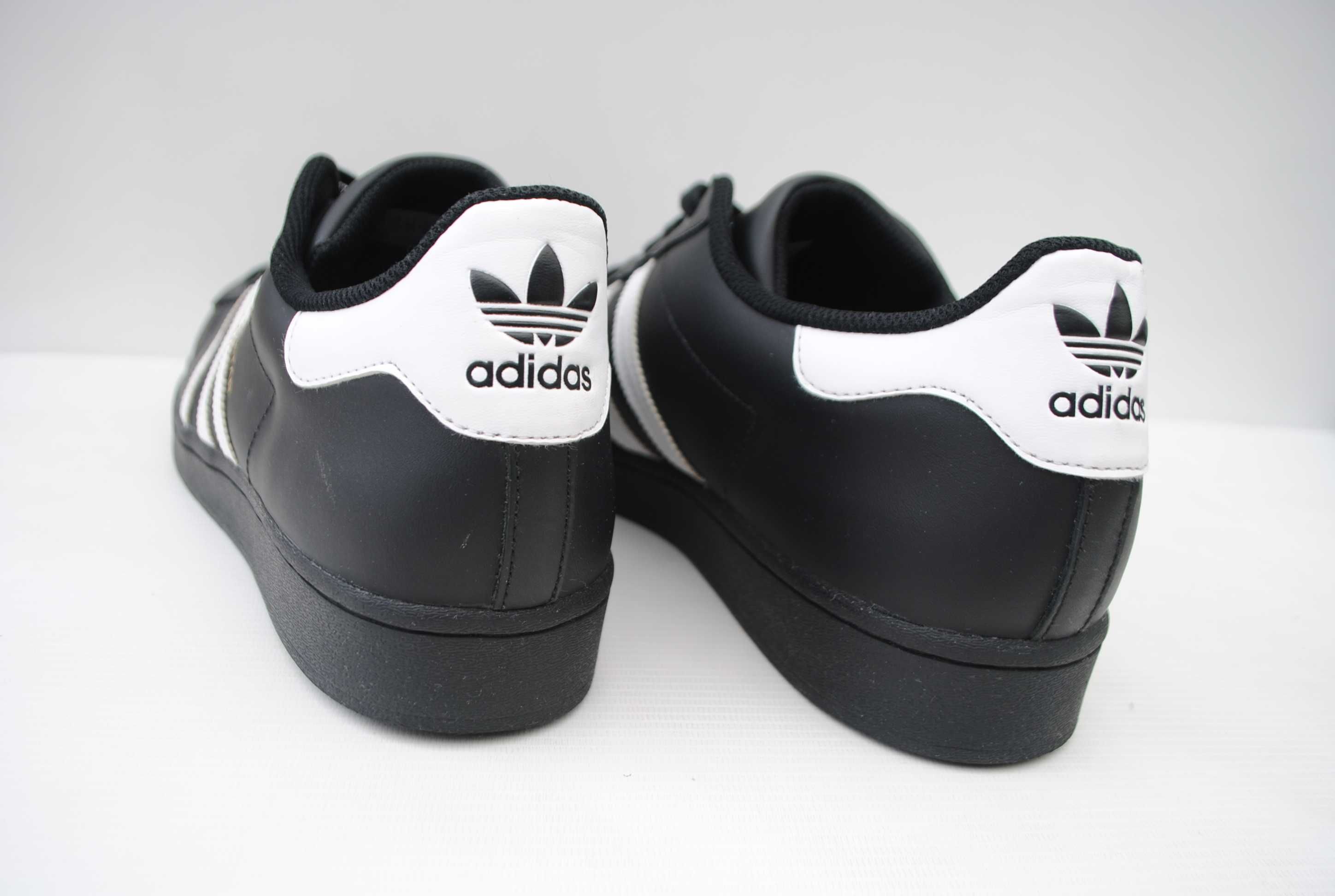 Męskie sportowe Adidas superstar EG4959