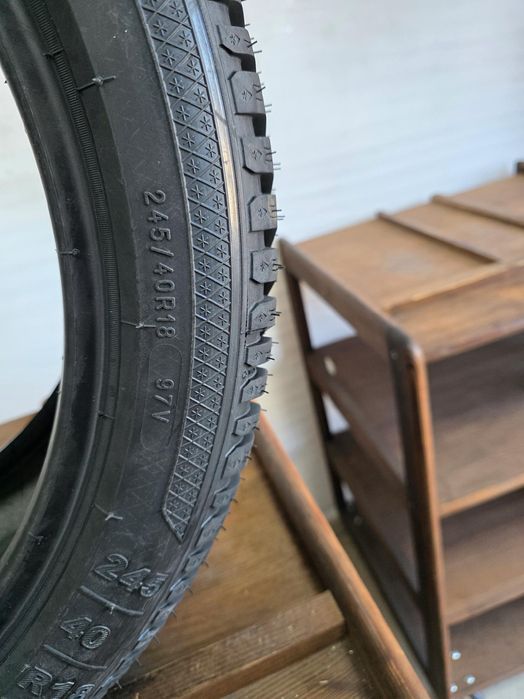 Nowe Koła Zimowe Oryginalne Audi A4 S4 8K B8 18 Cali Kleber 2025 Rok