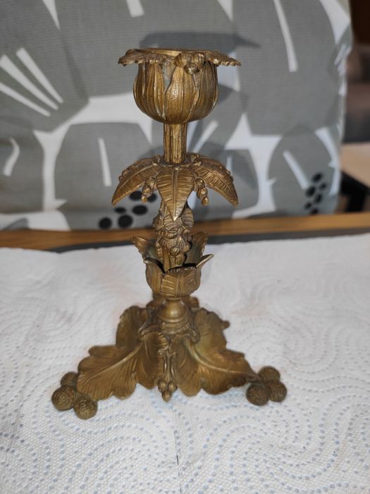 Świecznik z brązu Francja