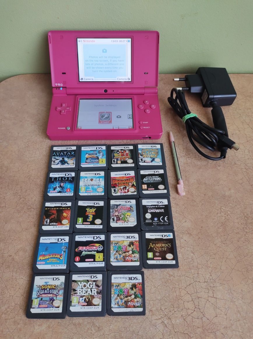 Nintendo DS + gry (rozowe-pink)