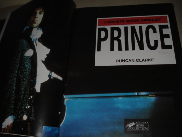 0Livro de DUNCAN CLARKE - The Artist Prince