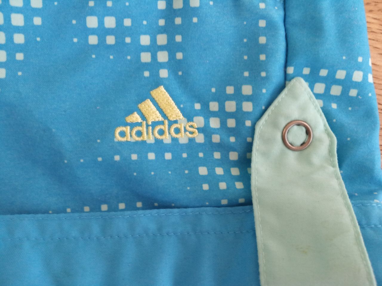 Шорти Adidas жіночі розмір 34( EU)