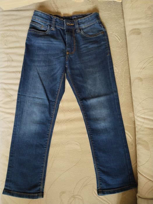 Джинсы,штаны на мальчика