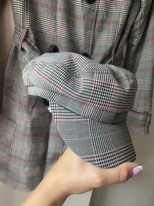 Пальто плащ stradivarius в подарунок кепка