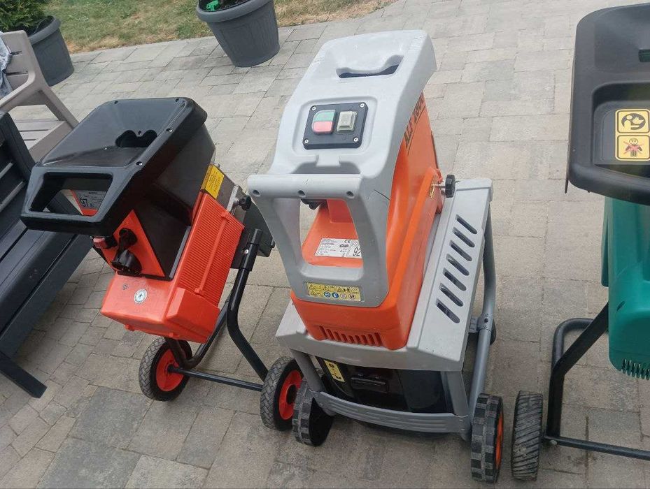 Садові подрібнювачі гілок (Шредери)