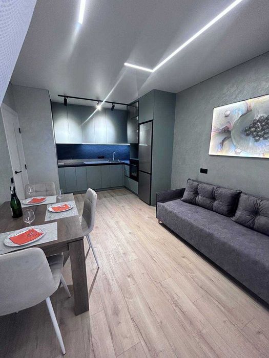 Продаж!!! 1 кімнатна квартира ЖК Варшавський Плюс низький поверх