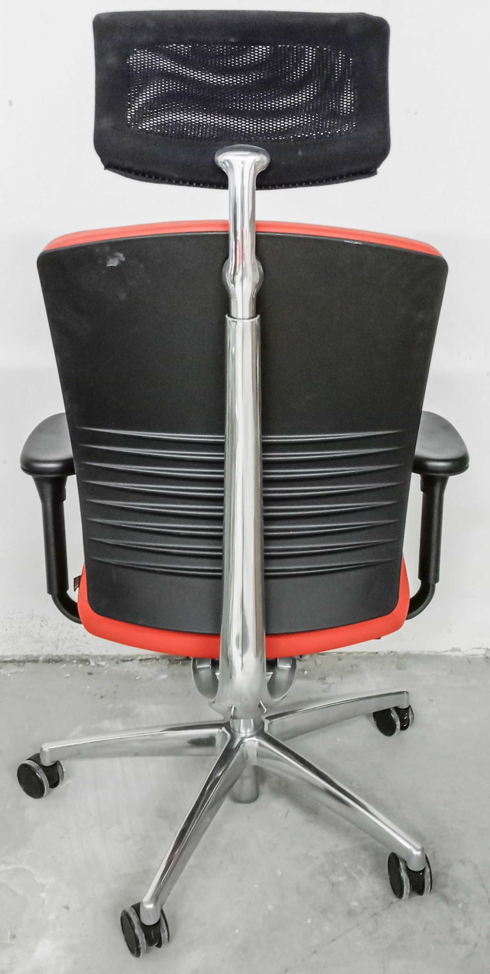 Fotel obrotowy Sitag EL-100