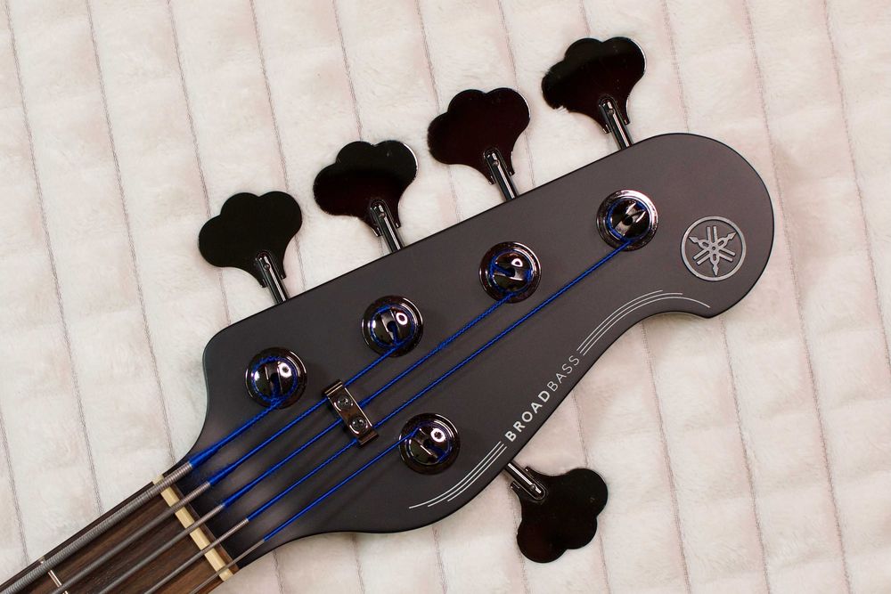 Yamaha BB735A - як нова, з чохлом і коробкою