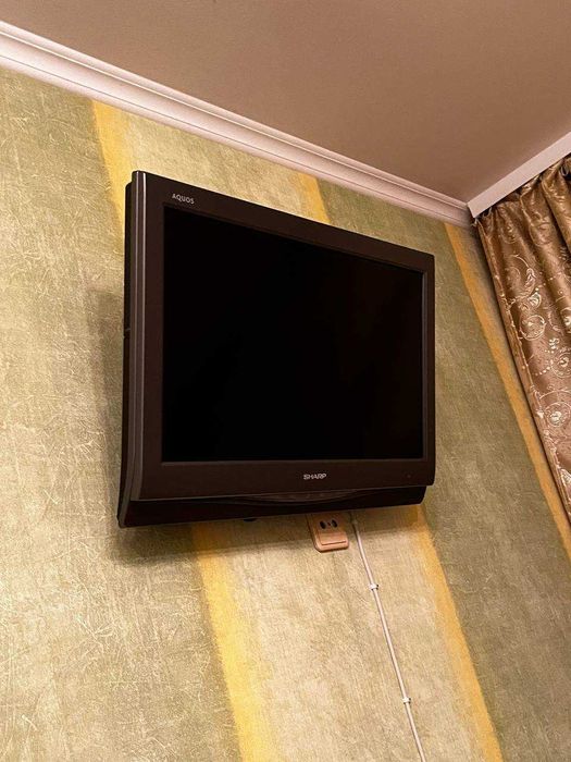 Продам телевізор SHARP