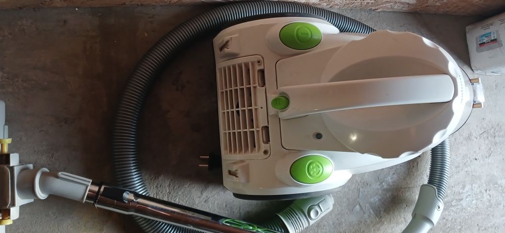 Пилесос Saturn 2000 v