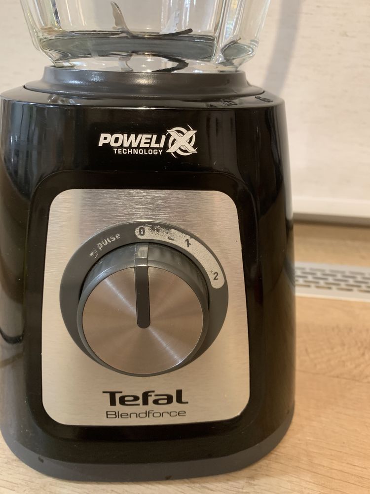 Belnder kielichowy tefal Blendforce