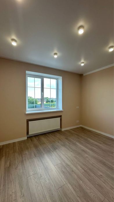 Продаж будинку з ремонтом у Крюківщині, закрите КМ, Газ