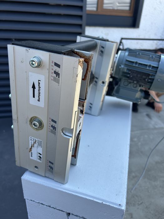 Червʼячний мотор-Редуктор