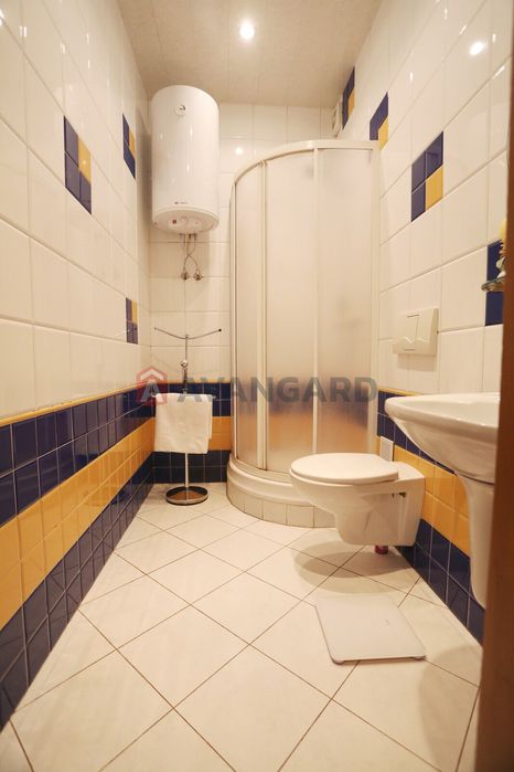 Продам 5-і камнатну сучасну квартиру в центрі Дніпра