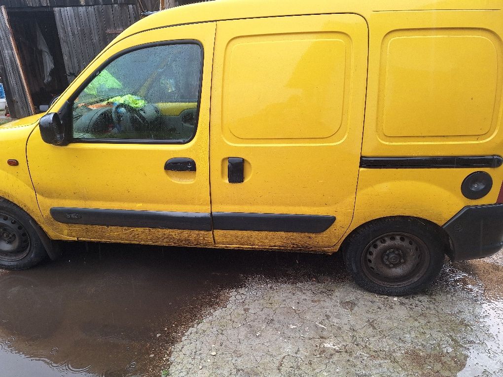 Renault Kangoo uszkodzone