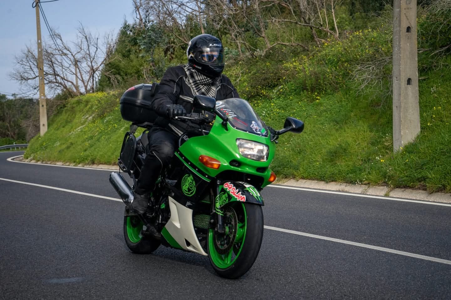 Kawasaki zzr 600