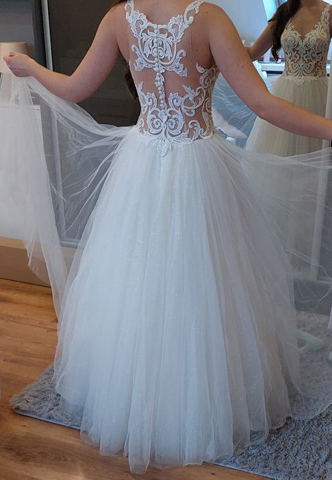 Suknia ślubna r. 34/36