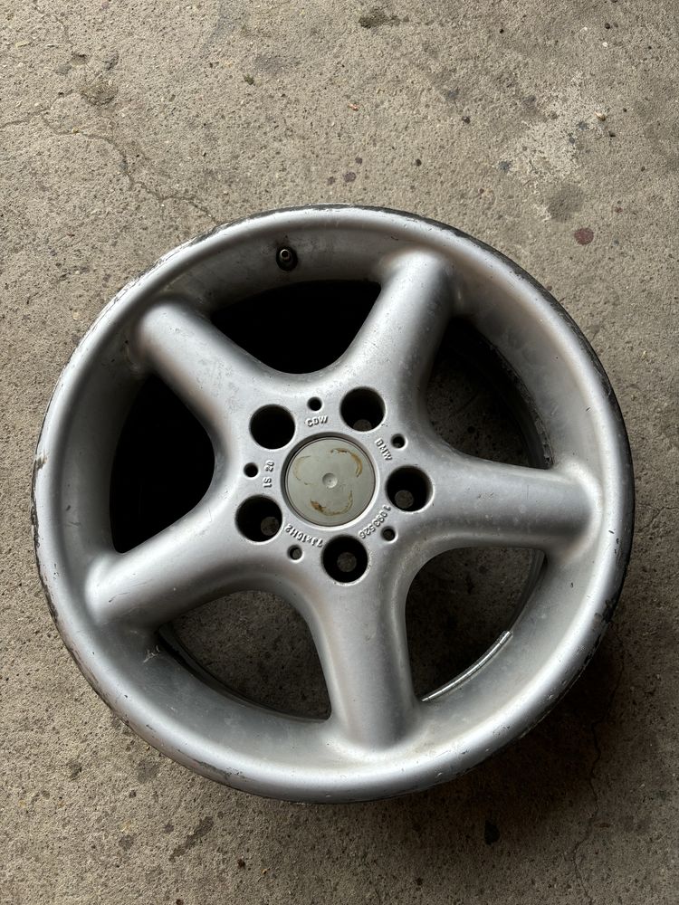 4 x komplet felgi aluminiowe 16 alufelgi BMW e 36 e46 e90