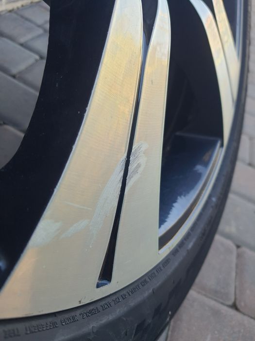 Титани Диски Autec R18 5/114,3 ЕТ40 8j