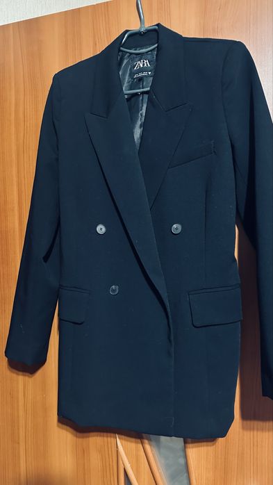 Фірмовий жіночий піджак