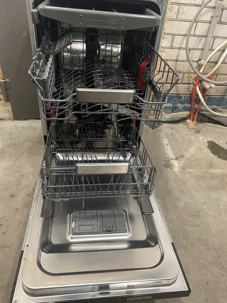 Посудомоечна машина Whirlpool WSIP 4023