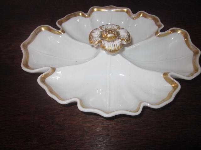 Chávenas com pratos "Limoges"