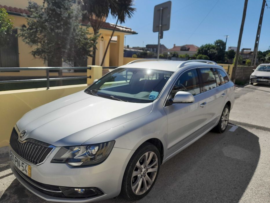 Skoda  Superb Automatico