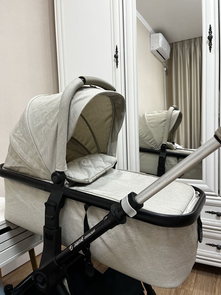 Продам коляску 2в1 Jane Crosslight Micro 2021