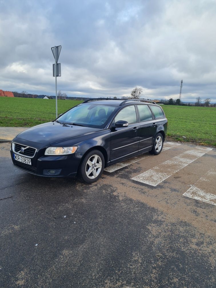 Volvo v50 2.0d lift