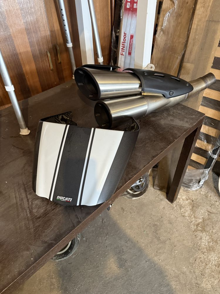 Vende-se Ducati Diavel Carbon - 2016